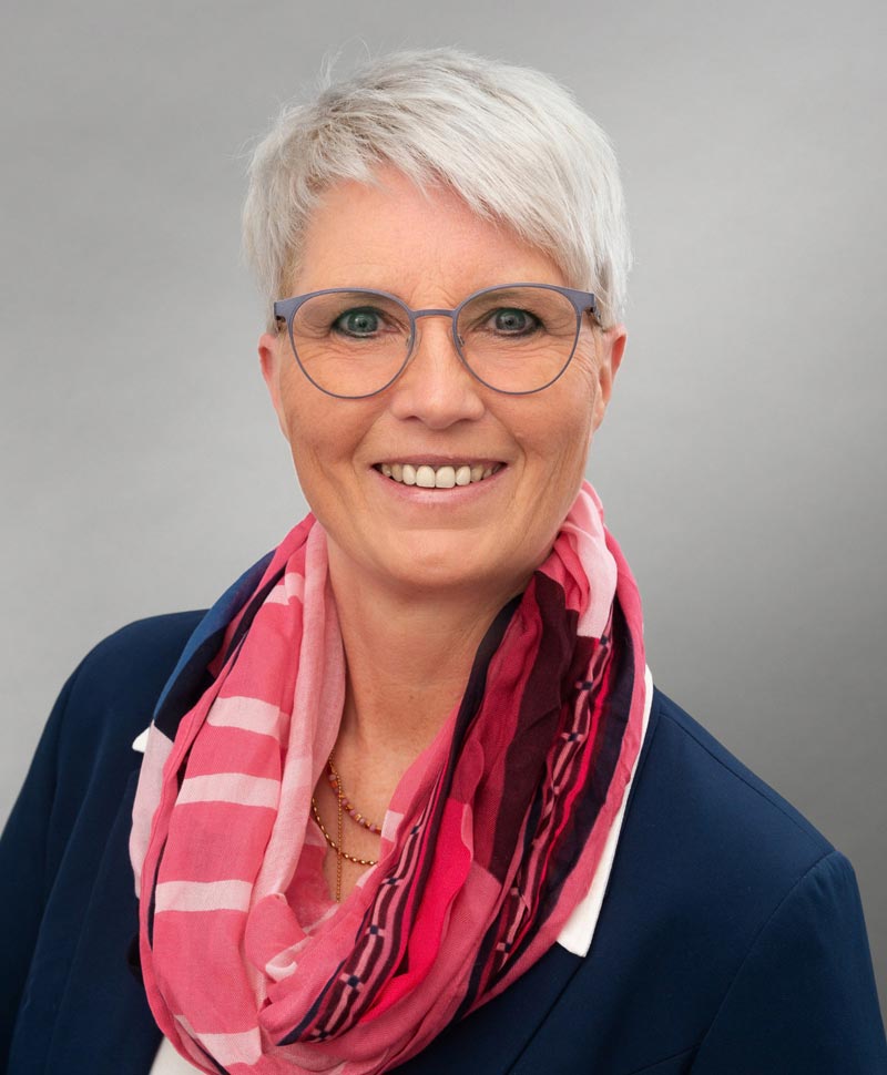 Immobilienmakler Walldürn Alexandra Linemann Inhaberin Linemann-Immobilien Immobilienmakler Hausverwaltung Walldürn